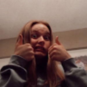 Meet your Posher, Avery